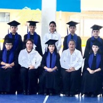 TOMA FOTOGRÁFICA PARA GRADUADOS SEXTO DE PRIMARIA